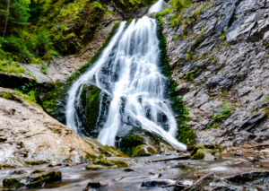 Day trip to Valul Miresei Waterfall and Belis Lake